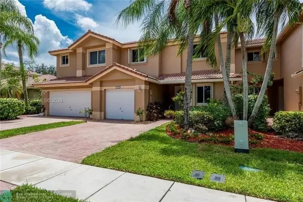 5754 NW 127th Ter, Coral Springs, FL 33076