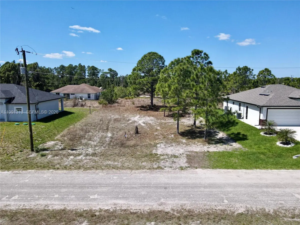 1044 Marshall Ave S, Lehigh Acres, FL 33974 - #1