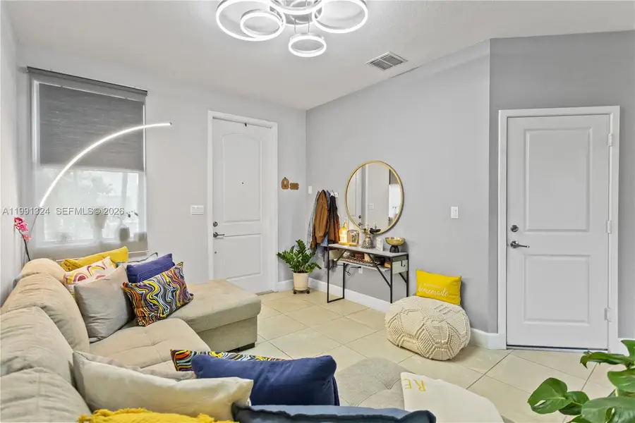 4910 NW 48th Ter, Tamarac, FL 33319 - #2