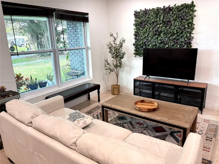 450 NE 155th Ter, Miami, FL 33162 - #2