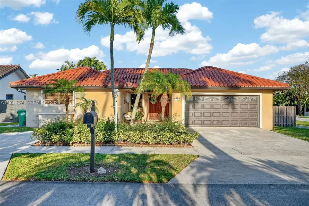 3381 SW 140th Ave, Miami, FL 33175 - #1