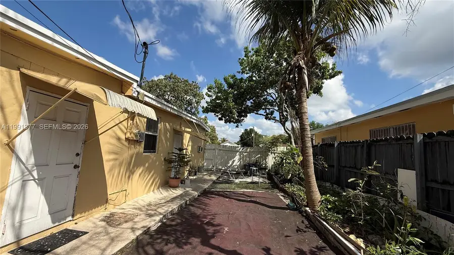 1352 NW 112th Ter, Miami, FL 33167 - #2