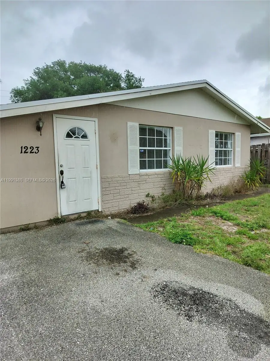 1223 Cherokee St, Jupiter, FL 33458 - #1