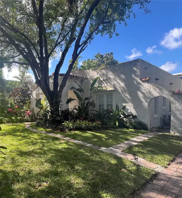 1109 Almeria Ave, Coral Gables, FL 33134