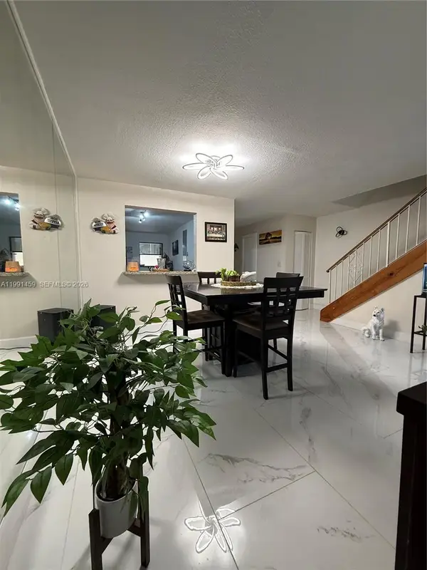 3536 Estepona Ave #21S2, Doral, FL 33178