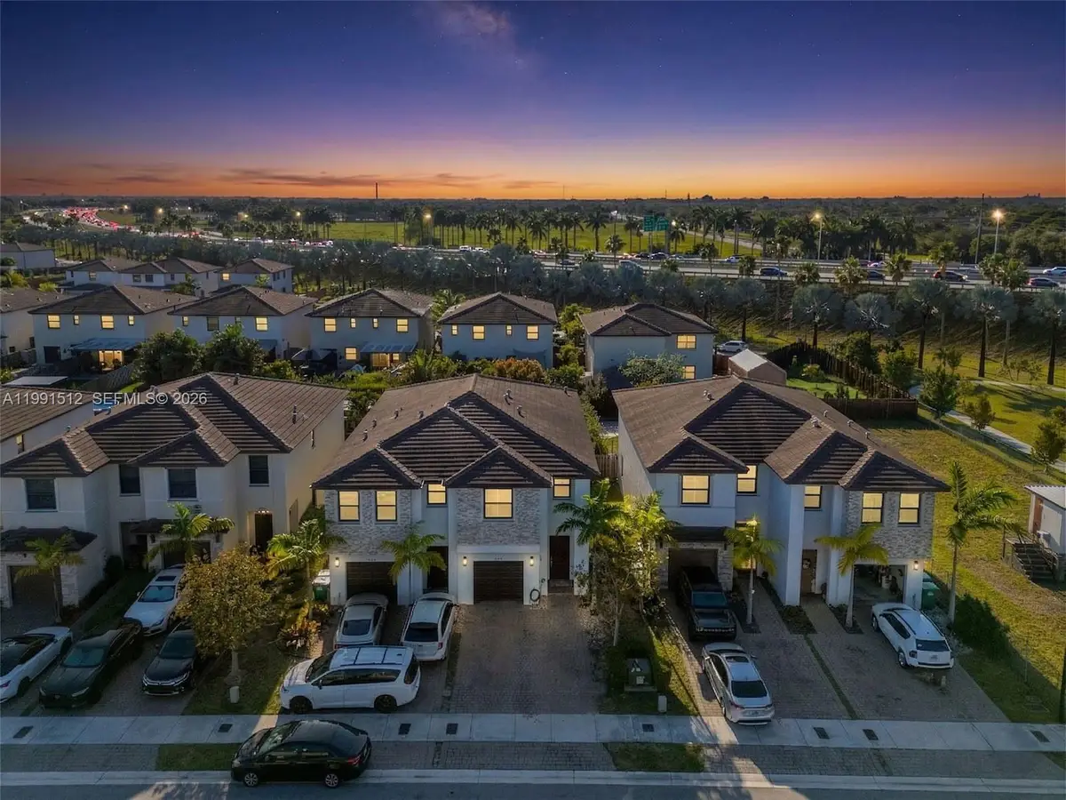 24900 SW 107th Ct, Homestead, FL 33032 - #1