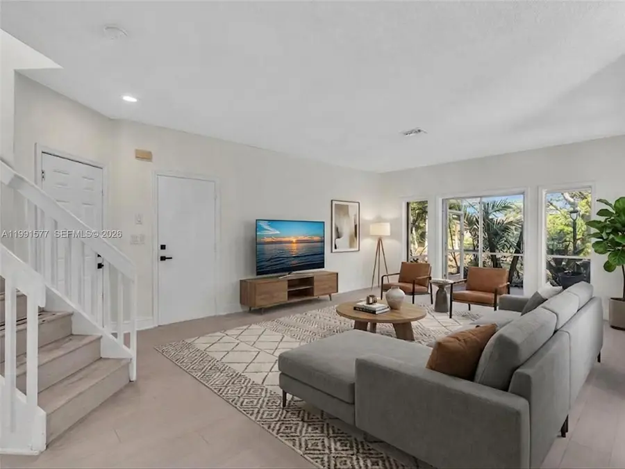 11407 Lakeview Dr, Coral Springs, FL 33071 - #2