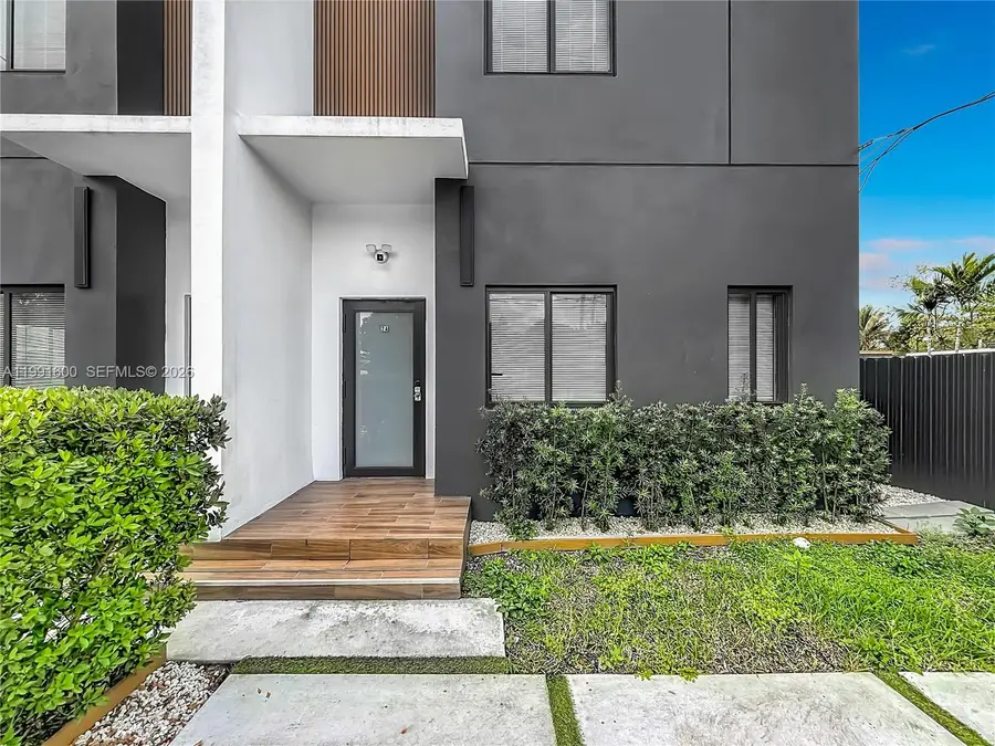 1220 NW 30th St, Miami, FL 33142 - #2