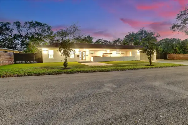 2126 NE 187th St, North Miami Beach, FL 33179