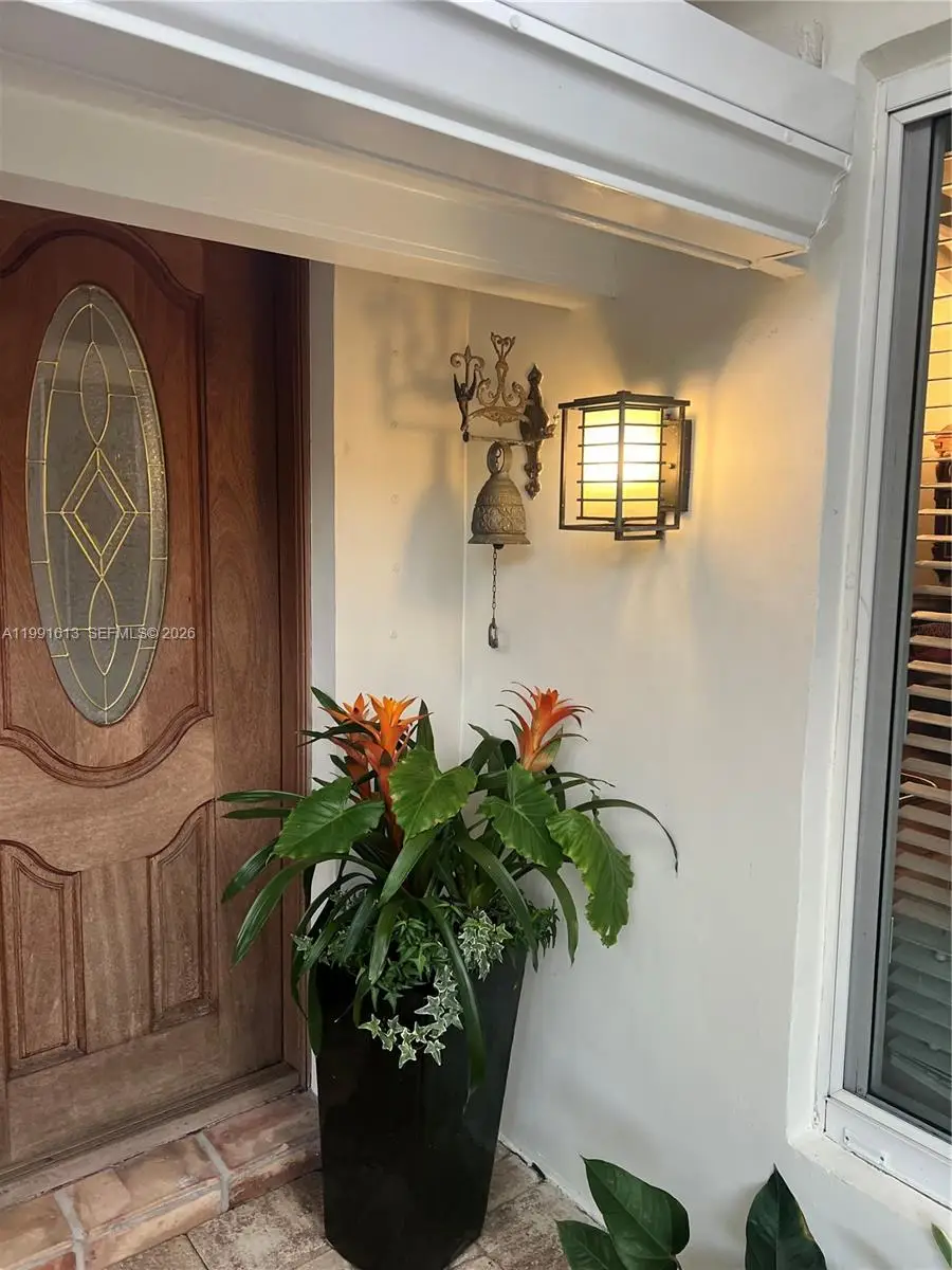 204 Westwood Dr, Key Biscayne, FL 33149 - #3