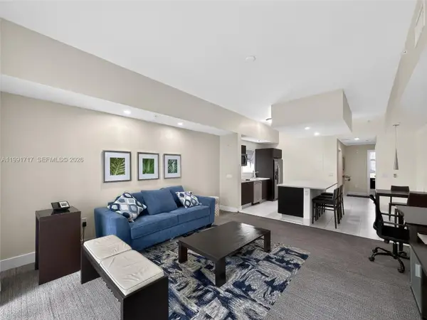 5300 NW 87th Ave #1408, Doral, FL 33178