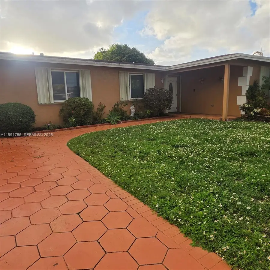 7104 SW 132nd Ct, Miami, FL 33183 - #2