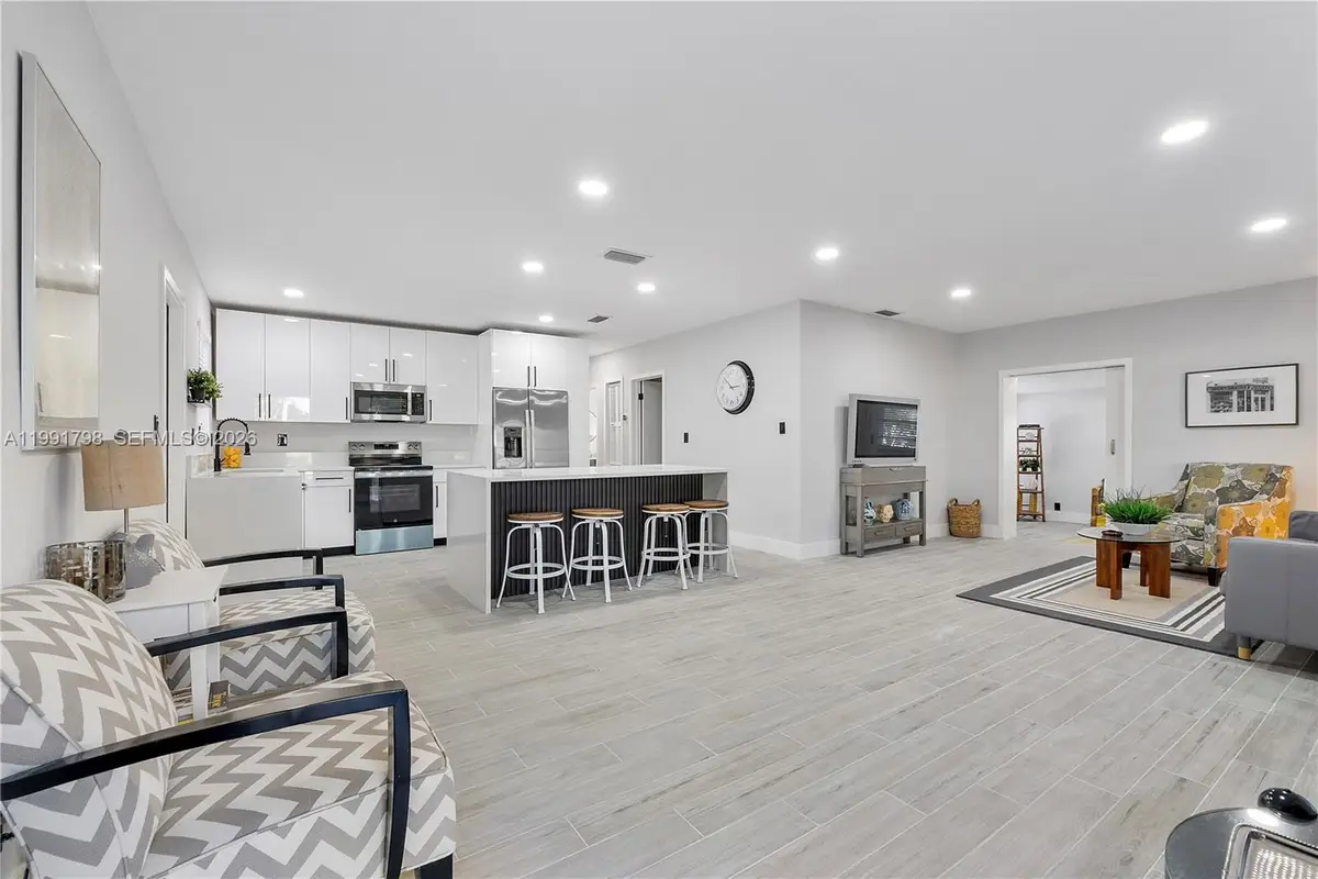 510 E Acre Dr, Plantation, FL 33317 - #1