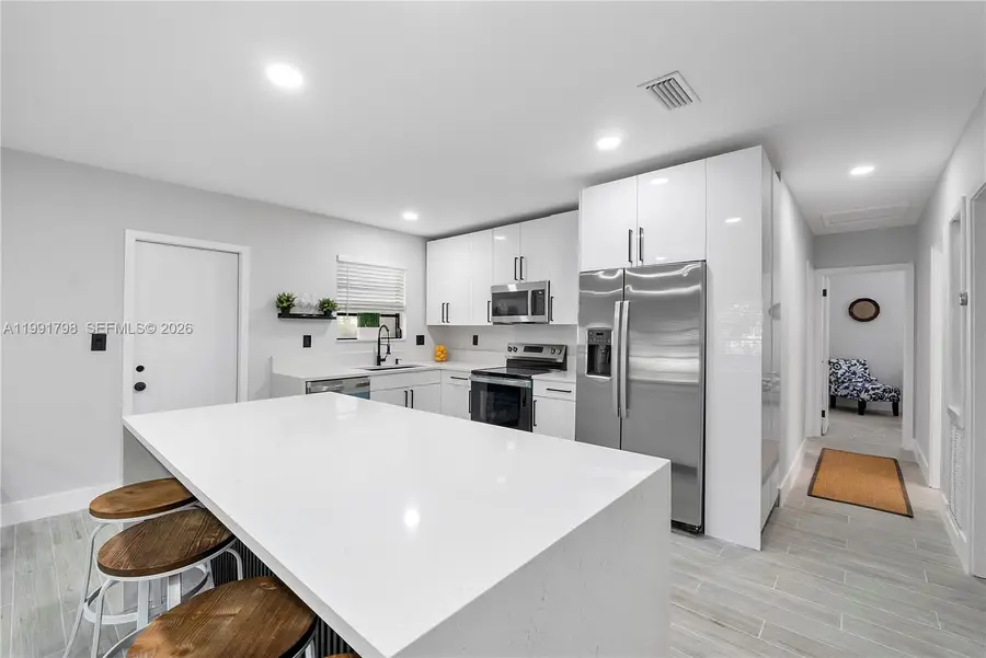 510 E Acre Dr, Plantation, FL 33317 - #2