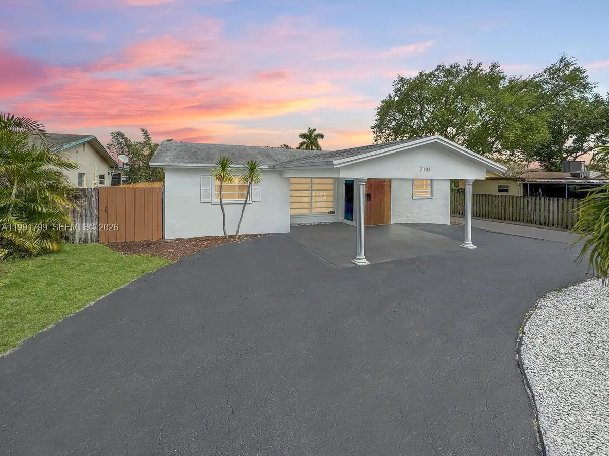 2101 N 56th Ave, Hollywood, FL 33021 - #1