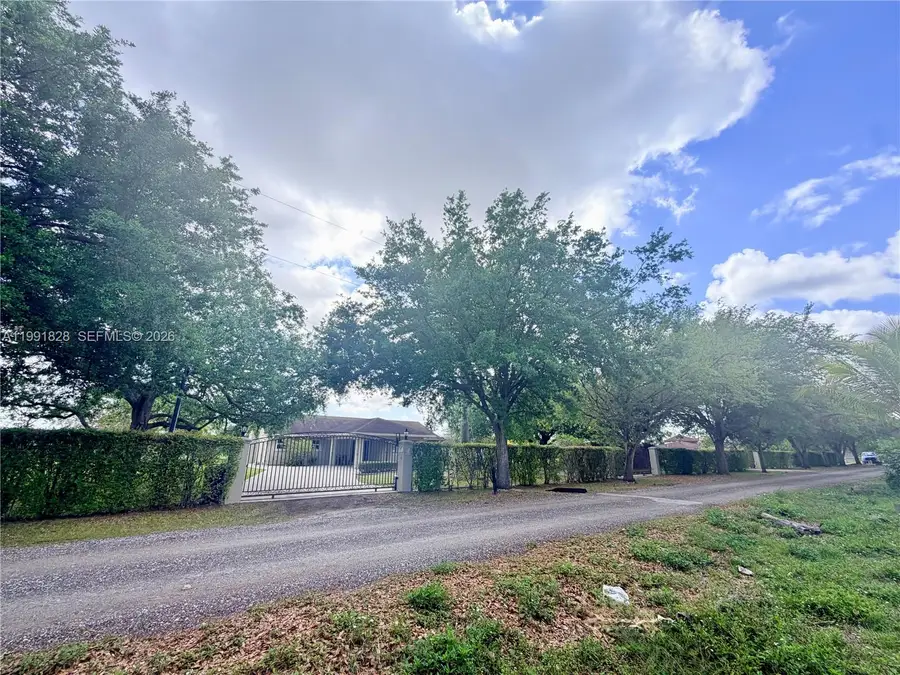 16925 SW 170th Ave, Miami, FL 33187 - #2