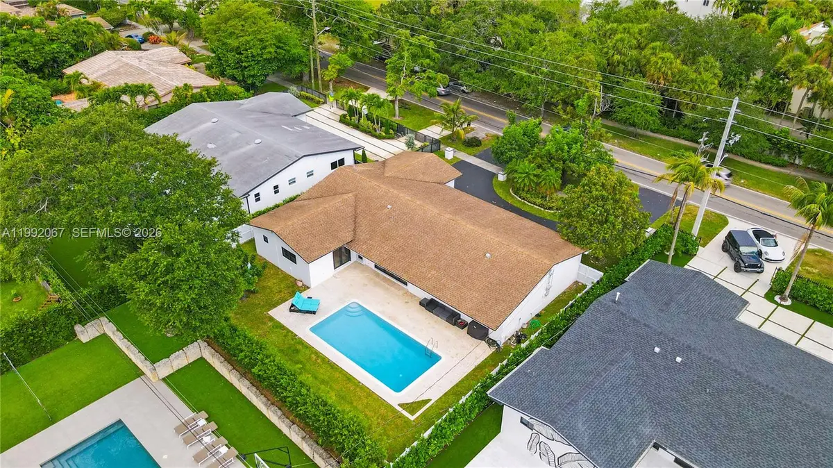 1850 NE 199th St, Miami, FL 33179 - #1