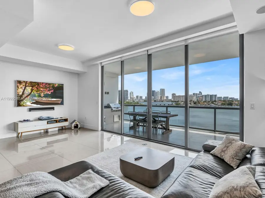 3300 NE 188th St #511, Aventura, FL 33180 - #2