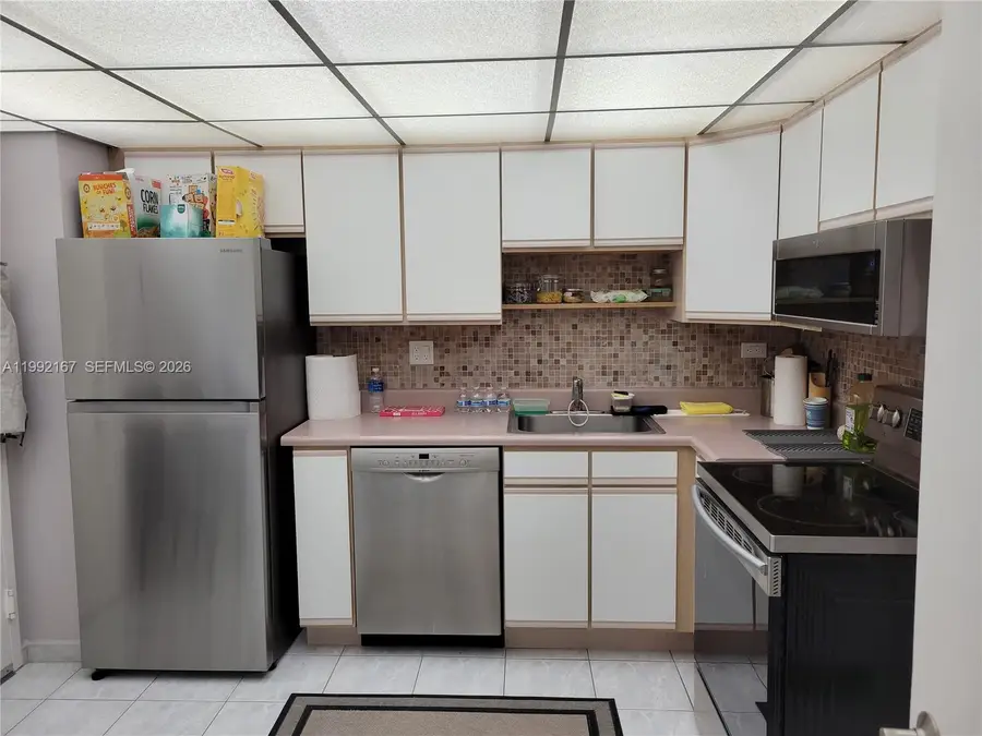 251 174th St #1208, Sunny Isles Beach, FL 33160 - #3