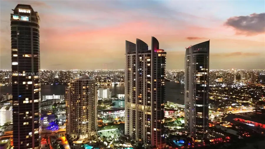 18101 Collins Ave #5104, Sunny Isles Beach, FL 33160 - #2