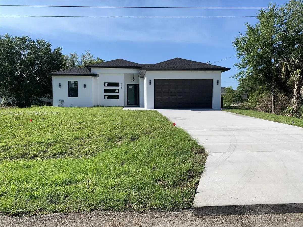 442 Redwing St, Lehigh Acres, FL 33974 - #1