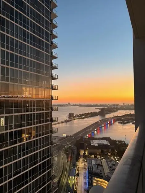 1040 Biscayne Blvd #2605, Miami, FL 33132 - #1