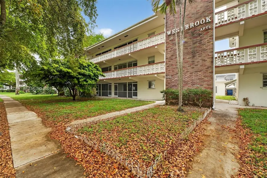 412 S Luna Ct #11, Hollywood, FL 33021 - #2