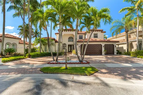 9886 Via Bernini, Lake Worth, FL 33467