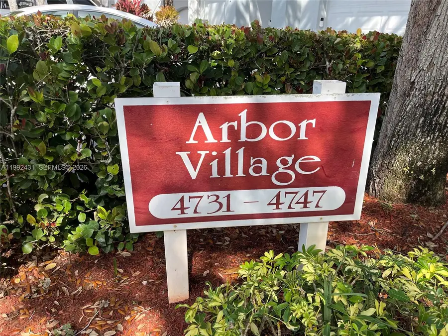 4731 Grapevine Way, Davie, FL 33331 - #2