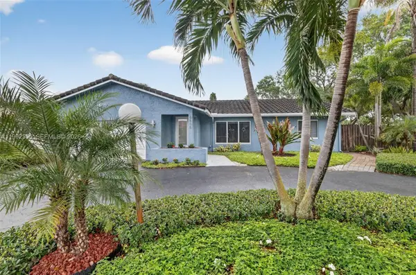 6800 NW 24th Ter, Fort Lauderdale, FL 33309