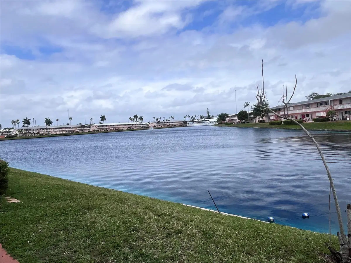 1012 SW 11th St #9N, Hallandale Beach, FL 33009 - #1