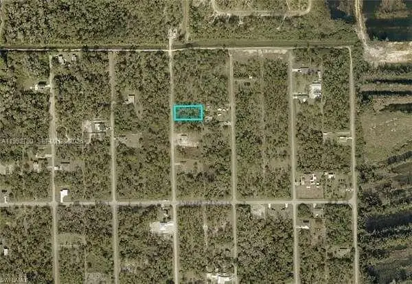 1140 Cummings St E, Lehigh Acres, FL 33974