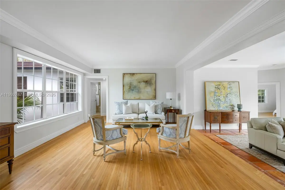 1540 Urbino Ave, Coral Gables, FL 33146 - #1