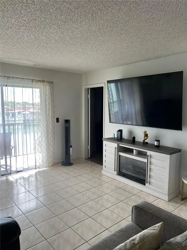 6465 W 27th Ave #43-202, Hialeah, FL 33016