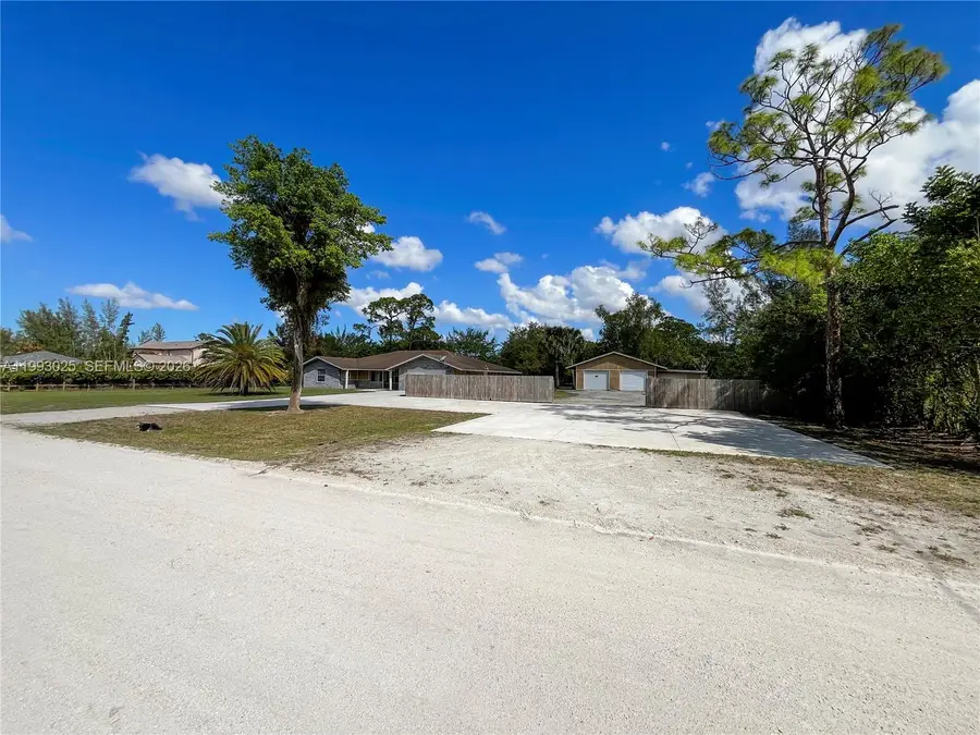 13587 N 77th Pl N, The Acreage, FL 33412 - #3