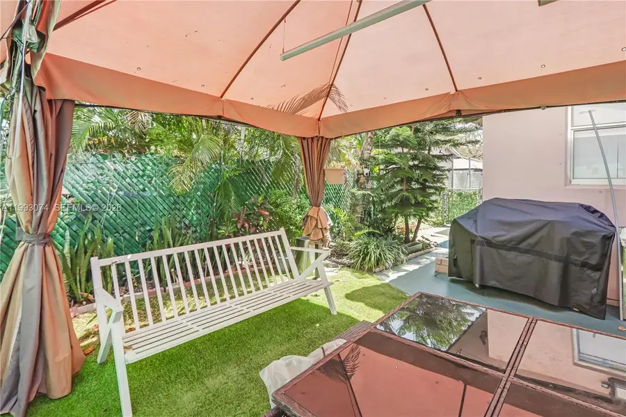 3675 NW 5th St, Miami, FL 33125 - #3