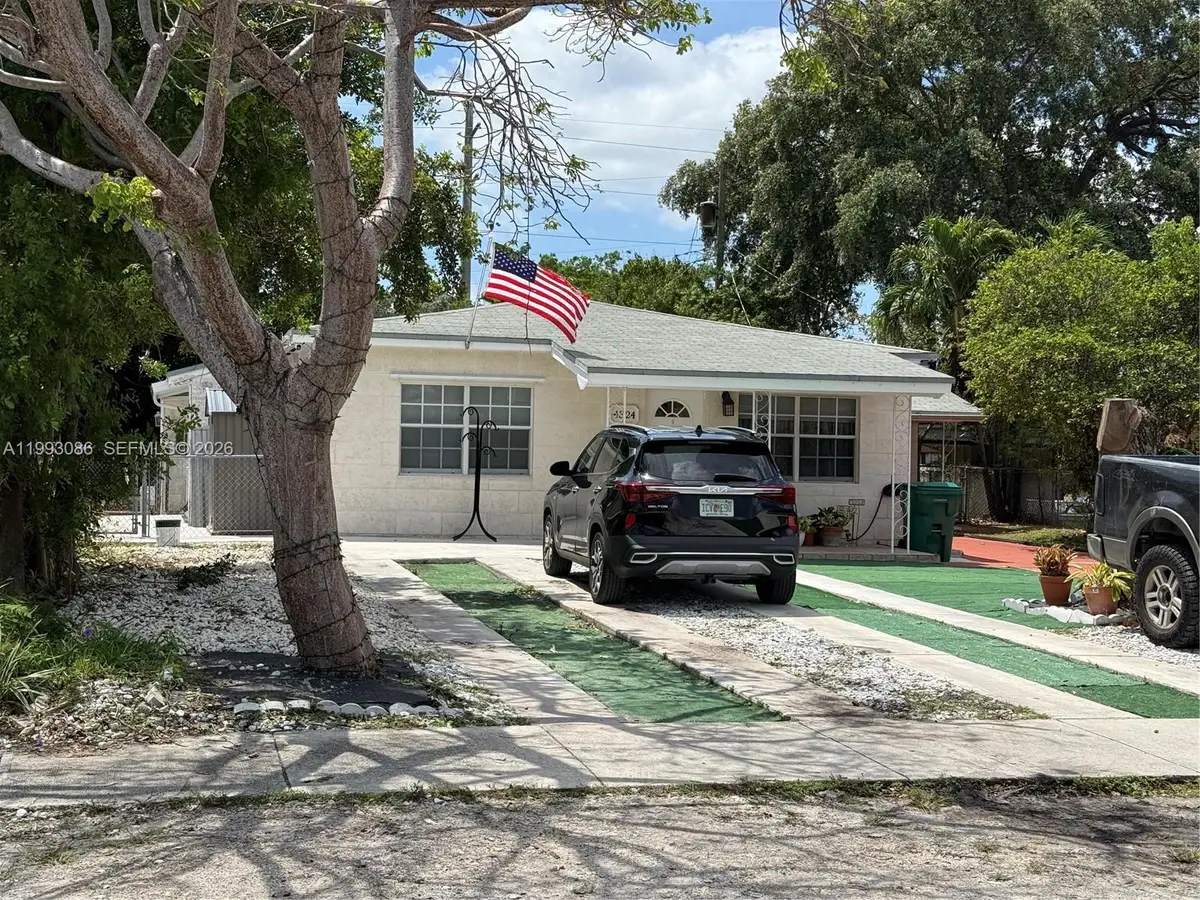 4326 NW 4th St, Miami, FL 33126 - #1