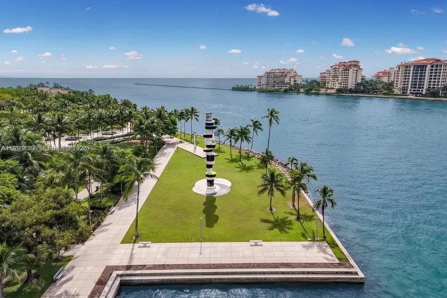 300 S Pointe Drive #801, Miami Beach, FL 33139 - #2