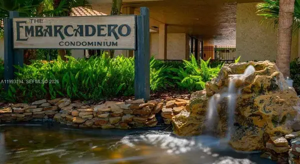 5252 NE 6th Ave #A31, Oakland Park, FL 33334