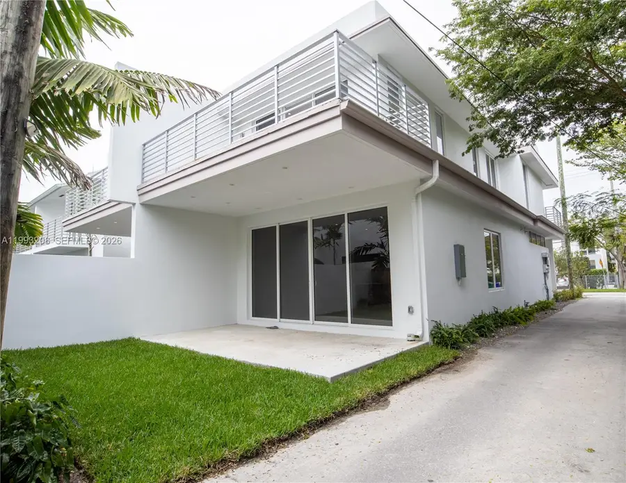 3374 Day Ave #A, Miami, FL 33133 - #3