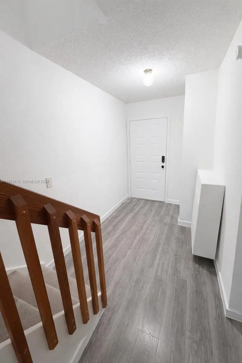 4321 SW 70th Ter, Davie, FL 33314 - #2