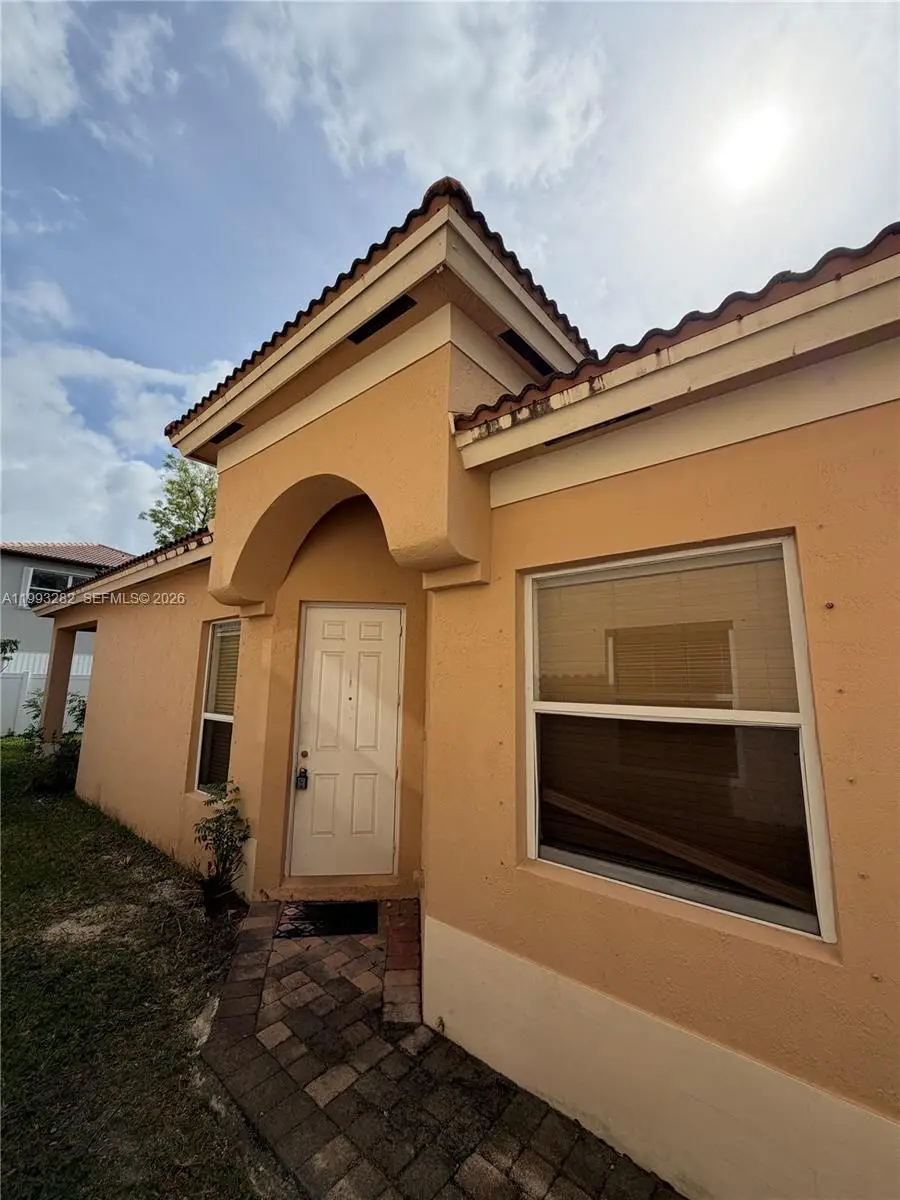 3951 NE 11th Dr, Homestead, FL 33033 - #3