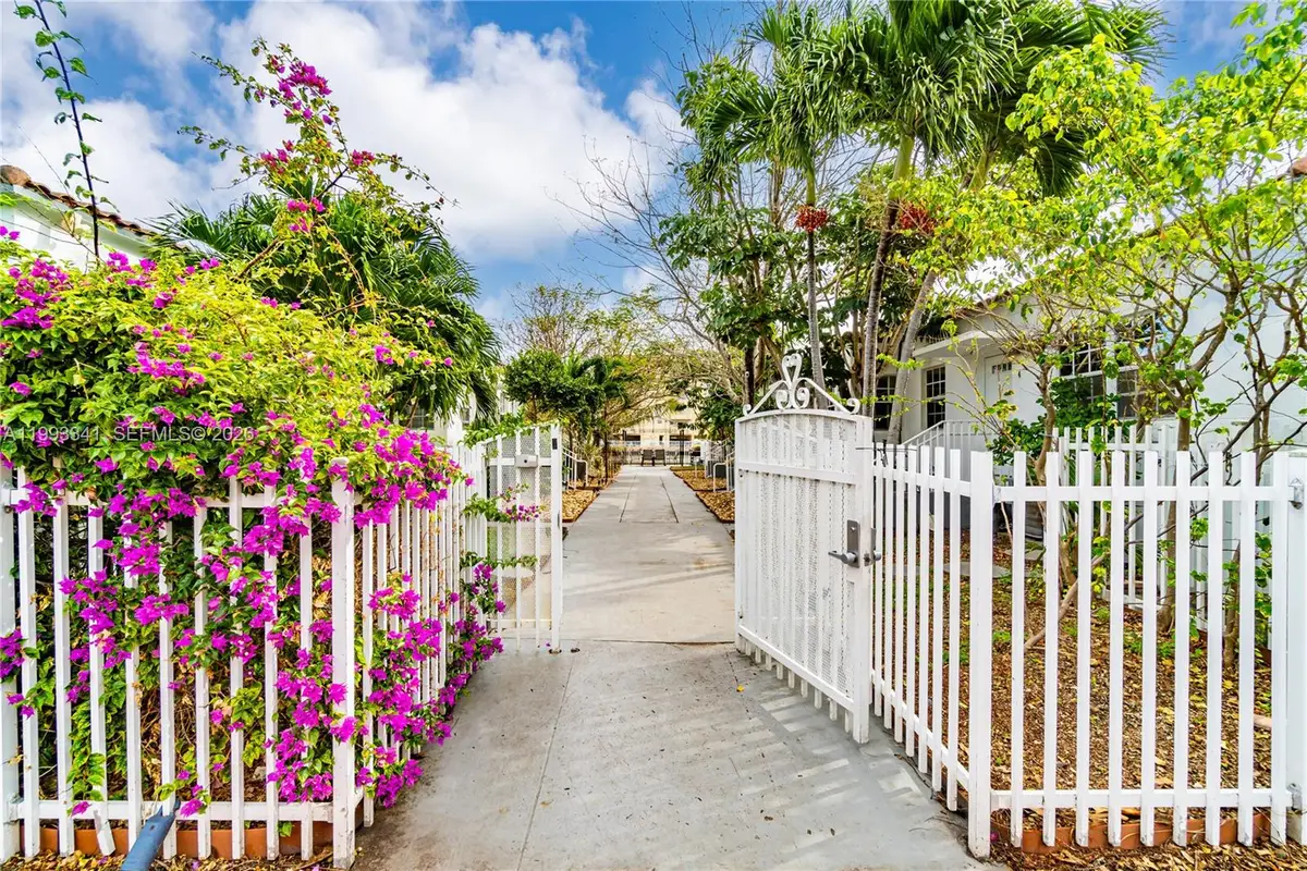 8335 E Crespi Blvd #4, Miami Beach, FL 33141 - #1