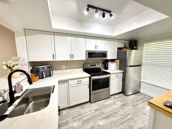 300 Promenade Dr #105, Other, FL 34698