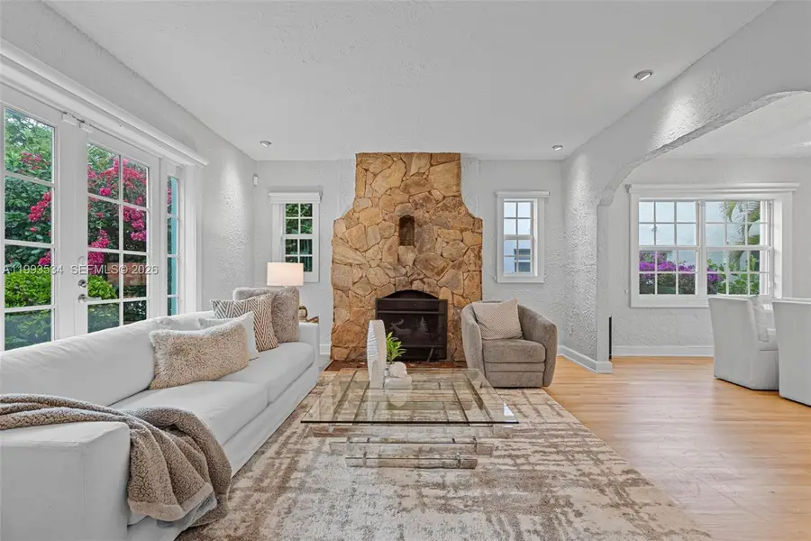 1209 La Mancha Ave, Coral Gables, FL 33134 - #2