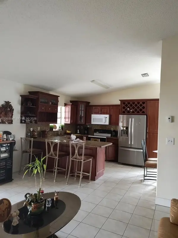 14482 SW 97th St, Miami, FL 33186