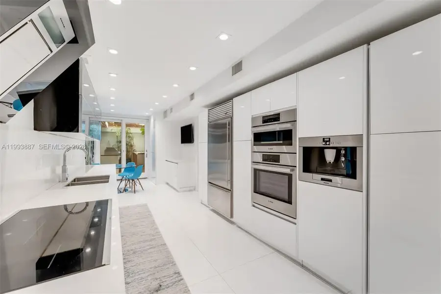 1524 NE Quayside Ter #A4, Miami, FL 33138 - #2