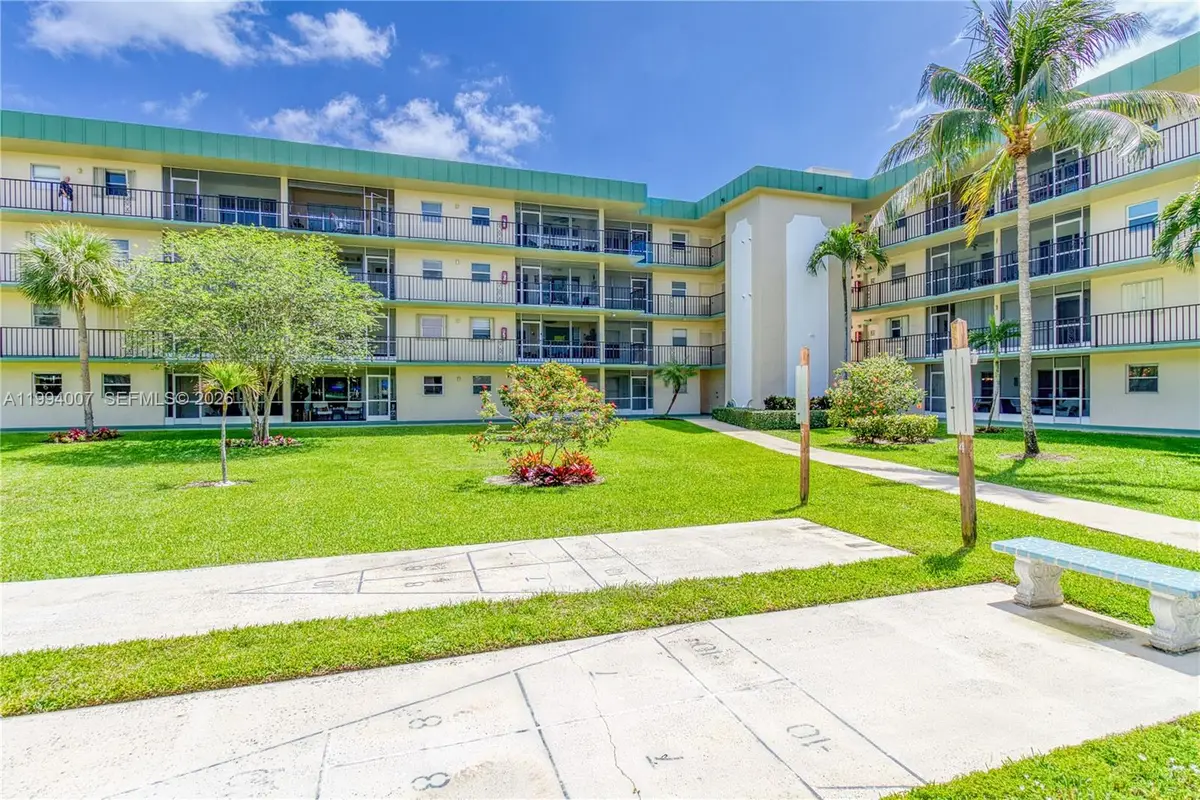 804 SE 7th St #107, Deerfield Beach, FL 33441 - #1