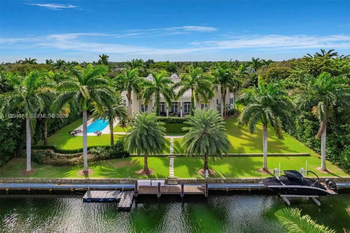 585 Arvida Pkwy, Coral Gables, FL 33156 - #1