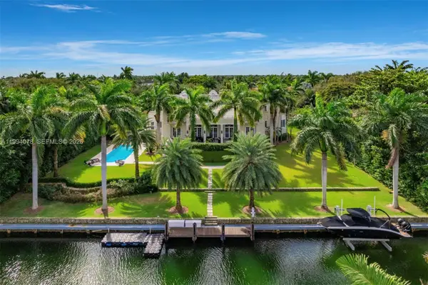 585 Arvida Pkwy, Coral Gables, FL 33156